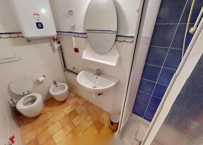 公寓 Climatise Avec Wifi, Vieille - Fr-1-196-361 芒通